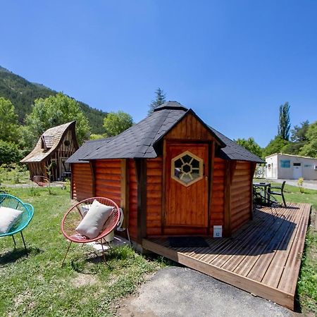 Camping La Ferme De كاستيلان المظهر الخارجي الصورة