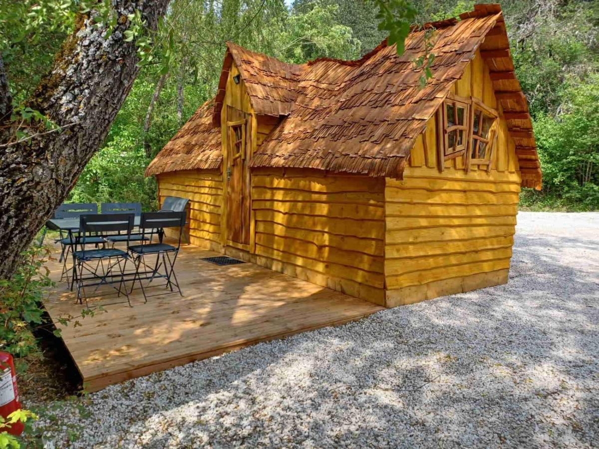 Camping La Ferme De كاستيلان المظهر الخارجي الصورة