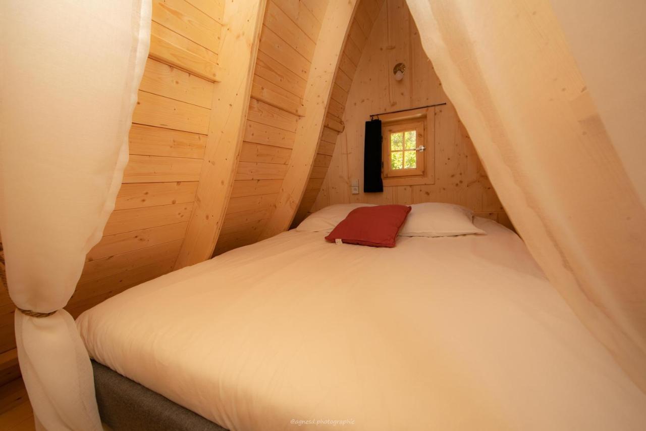 Camping La Ferme De كاستيلان المظهر الخارجي الصورة