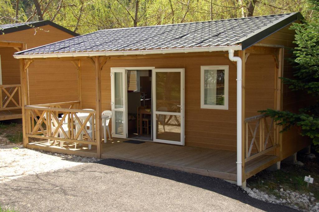Camping La Ferme De كاستيلان الغرفة الصورة
